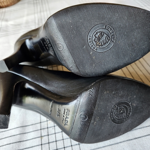 Prada Round Toe Heels - Picture 6 of 13